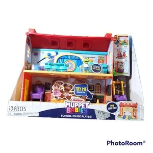 NIB Disney Junior 13 Piece Muppet Babies Schoolhouse Playset Toys Ages 3+
